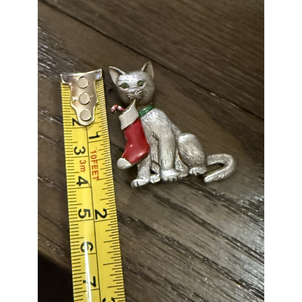 VTG Cat w Red Enamel Holiday Stocking Brooch Pin Pewter JJ Jonette Kitten Kitty‎ - Picture 6 of 7
